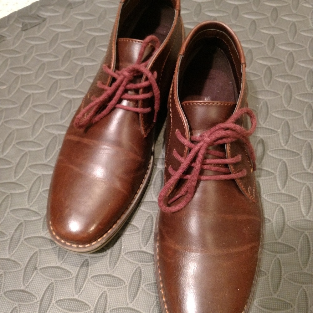 Mens Sonoma Chukka Boots, size 8